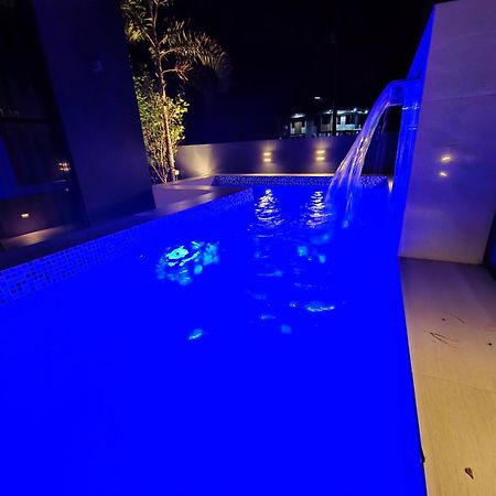 Overlooking Staycation At Sandari Batulao Tagaytay City Exteriör bild