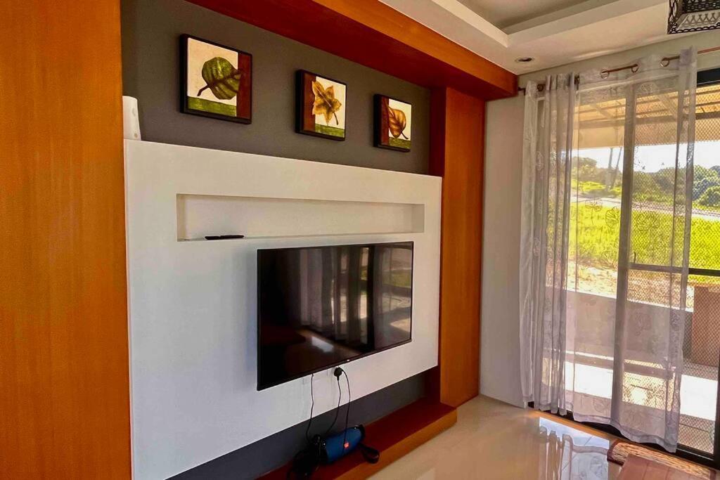 Overlooking Staycation At Sandari Batulao Tagaytay City Exteriör bild