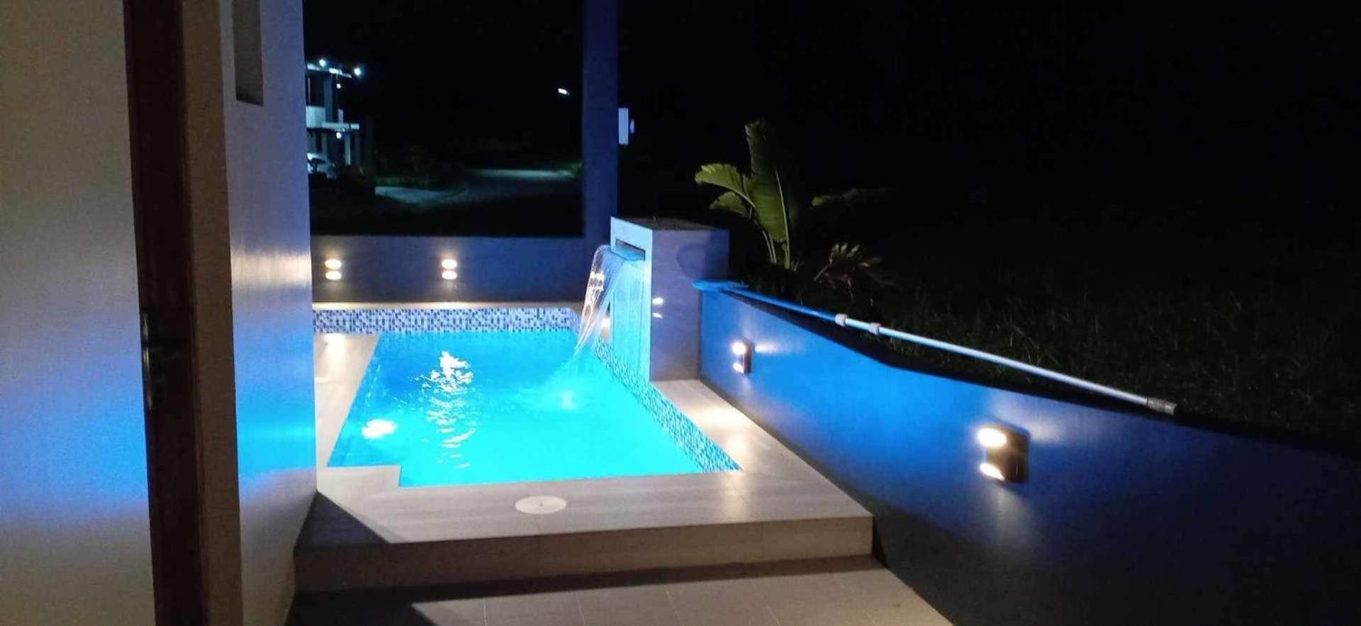 Overlooking Staycation At Sandari Batulao Tagaytay City Exteriör bild