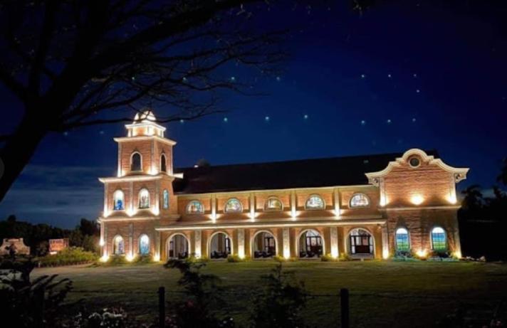 Overlooking Staycation At Sandari Batulao Tagaytay City Exteriör bild