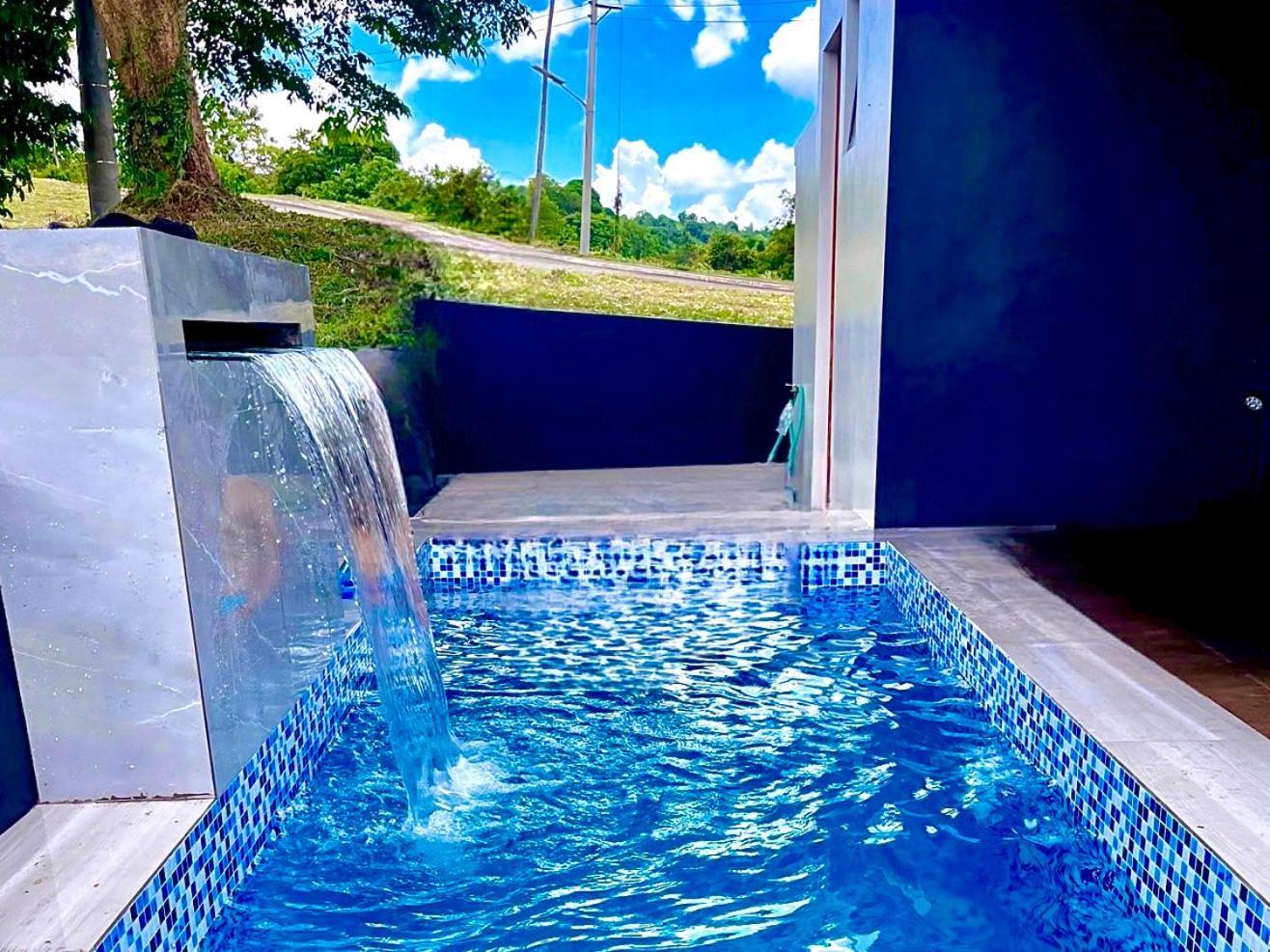 Overlooking Staycation At Sandari Batulao Tagaytay City Exteriör bild