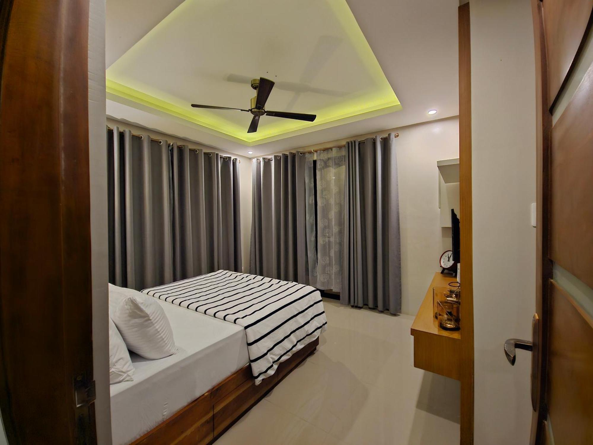 Overlooking Staycation At Sandari Batulao Tagaytay City Exteriör bild