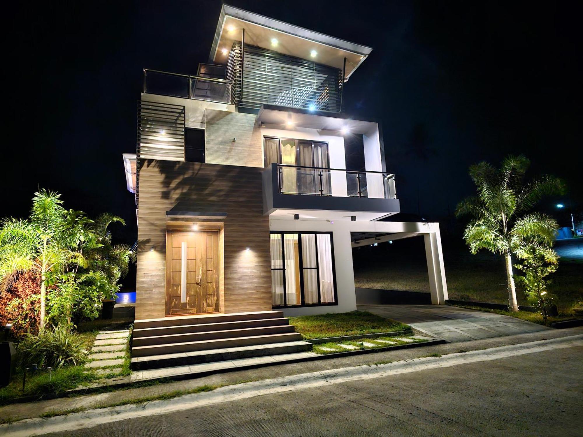 Overlooking Staycation At Sandari Batulao Tagaytay City Exteriör bild