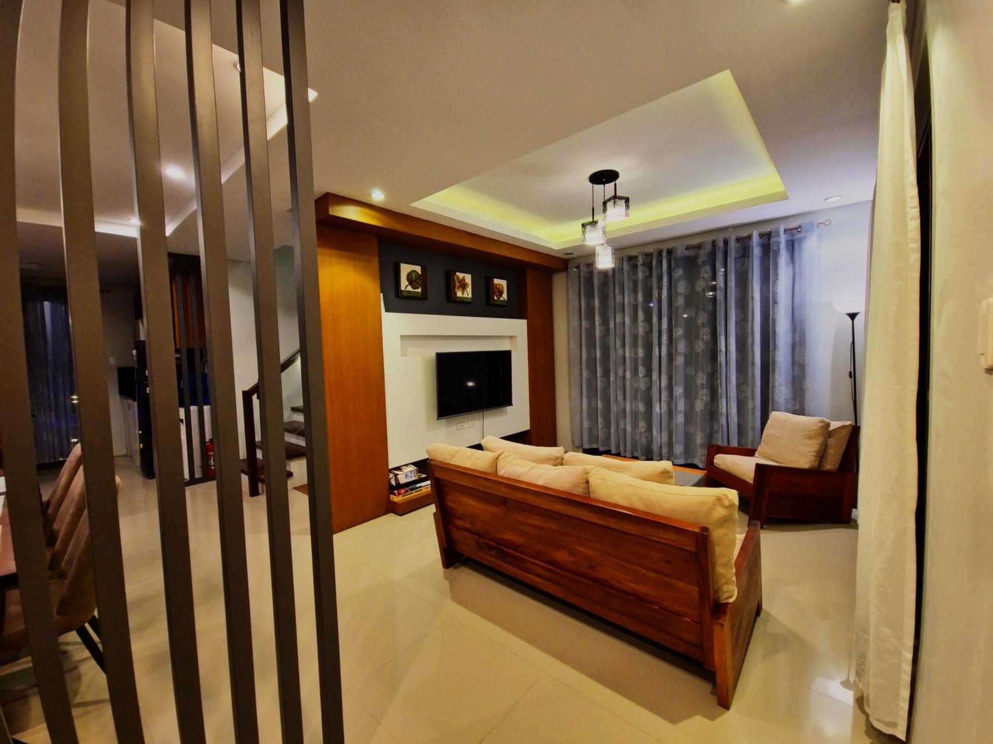Overlooking Staycation At Sandari Batulao Tagaytay City Exteriör bild